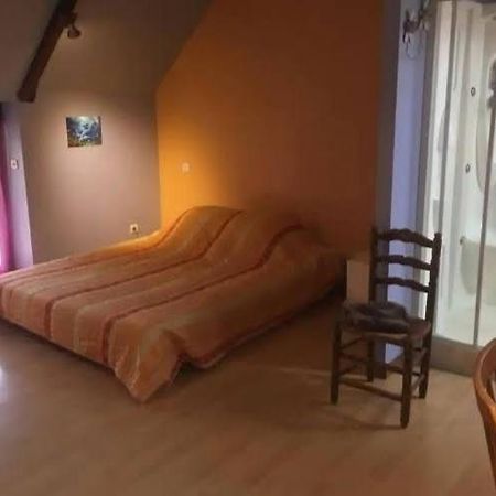 Chambre Chez L'Habitant Rueyres Zewnętrze zdjęcie