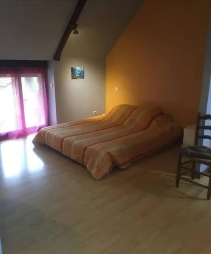 Chambre Chez L'Habitant Rueyres Zewnętrze zdjęcie